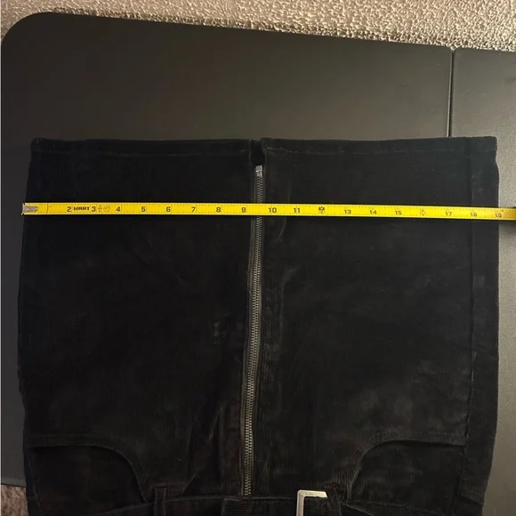 Black Label Cest Toi Black Corduroy Mini Skirt With Removable Belt Size L - Picture 10 of 12